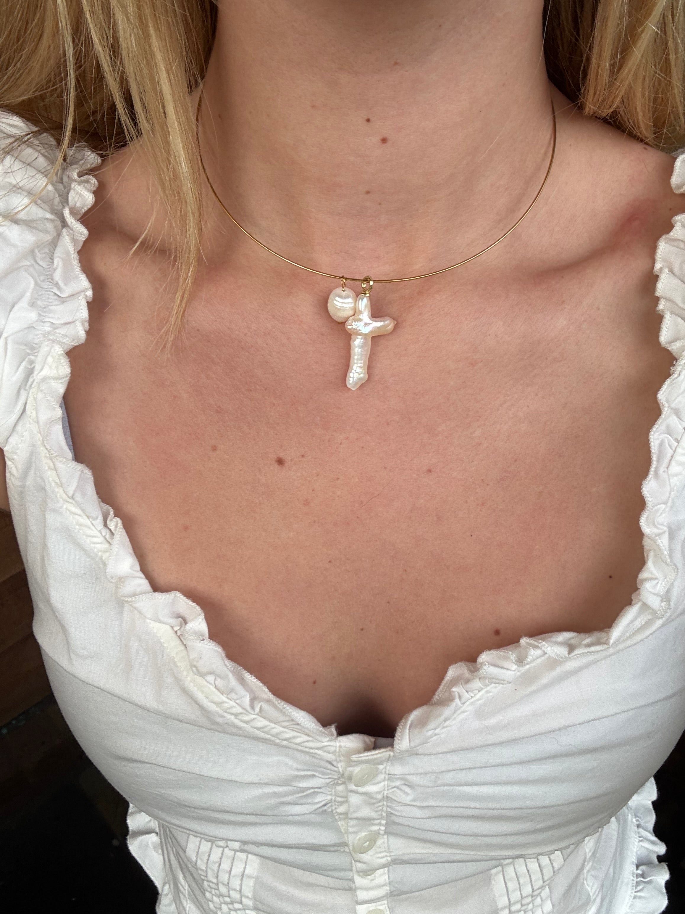 Pearl Cross Choker