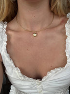 Round Bezel Choker