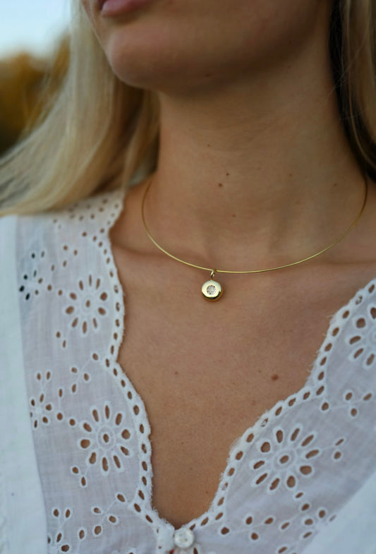 Round Bezel Diamond Choker