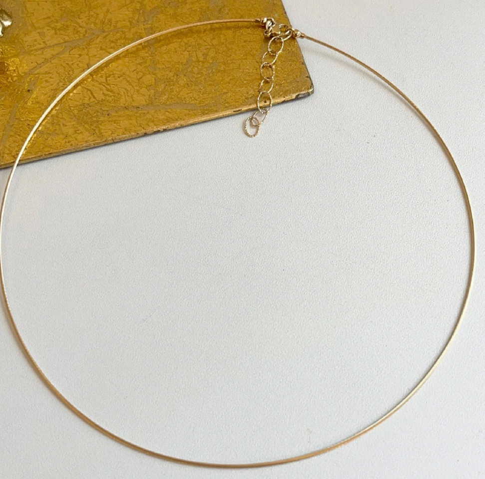 Gold Wire Choker